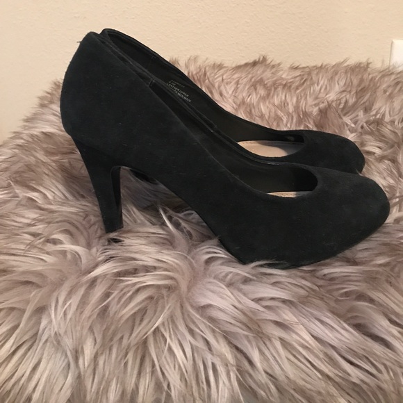 Steve Madden heels! - Picture 2 of 4